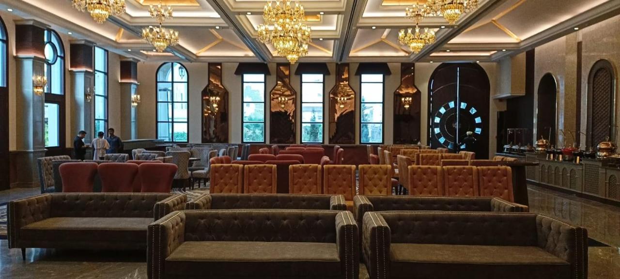 Anntilia Inn Лудхиана Экстерьер фото