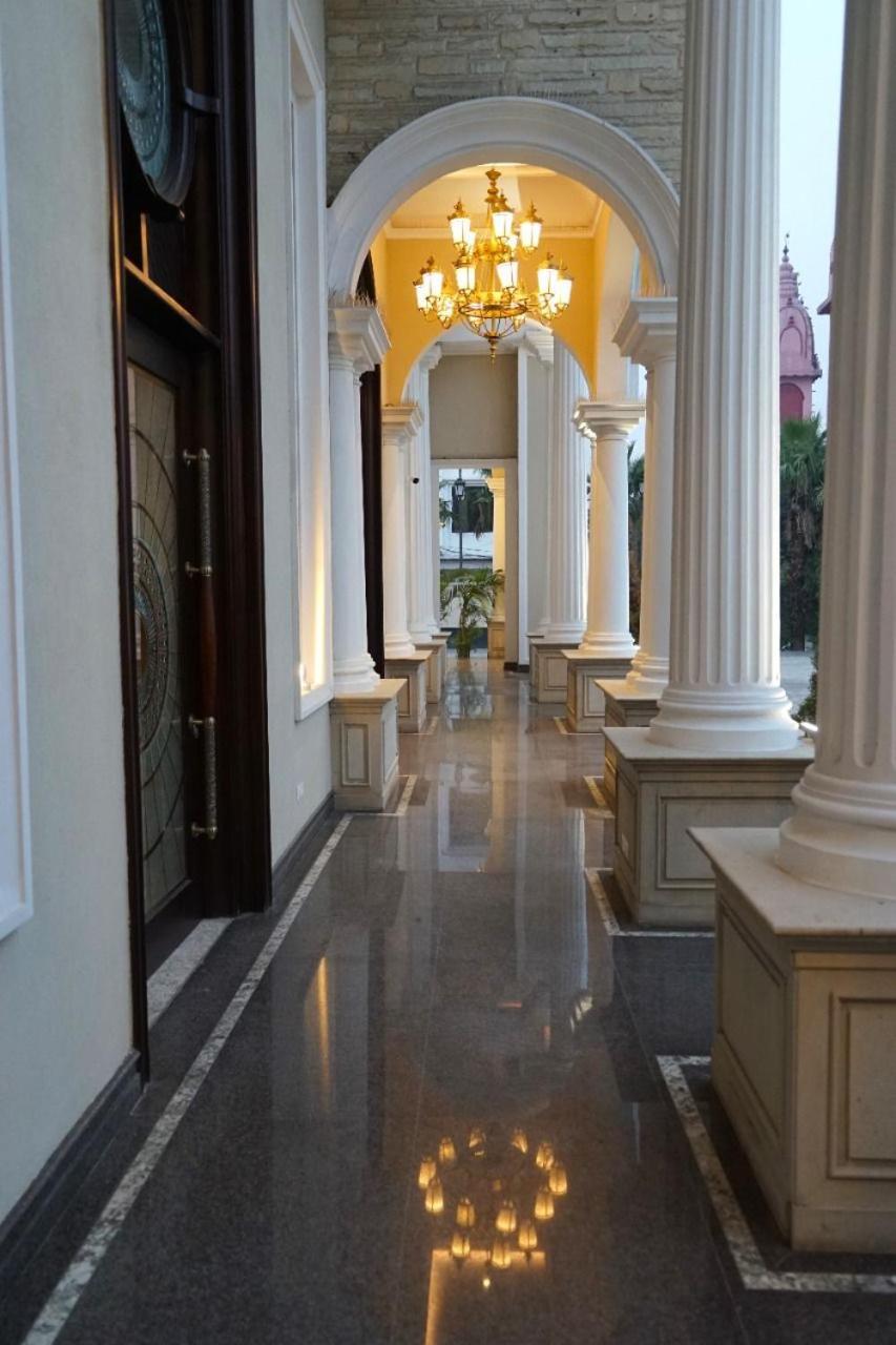 Anntilia Inn Лудхиана Экстерьер фото